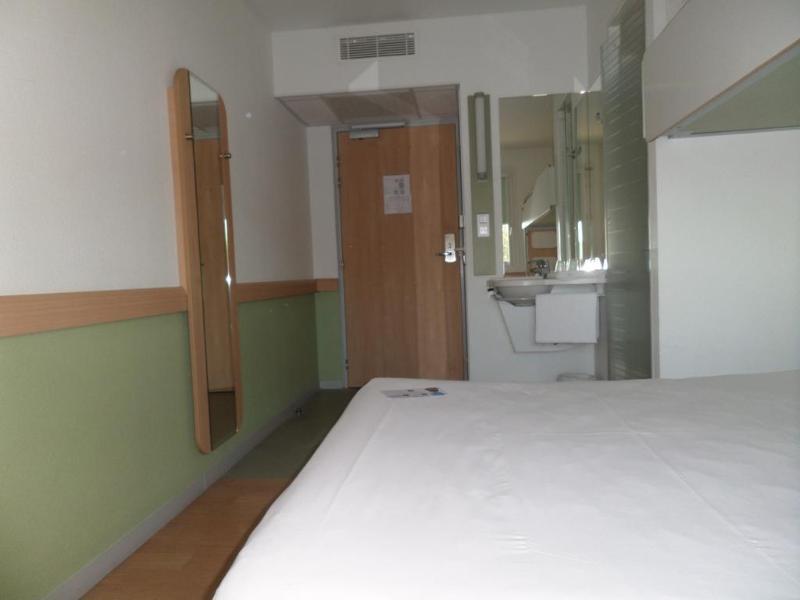 Hotel Ibis Issoire Exterior foto