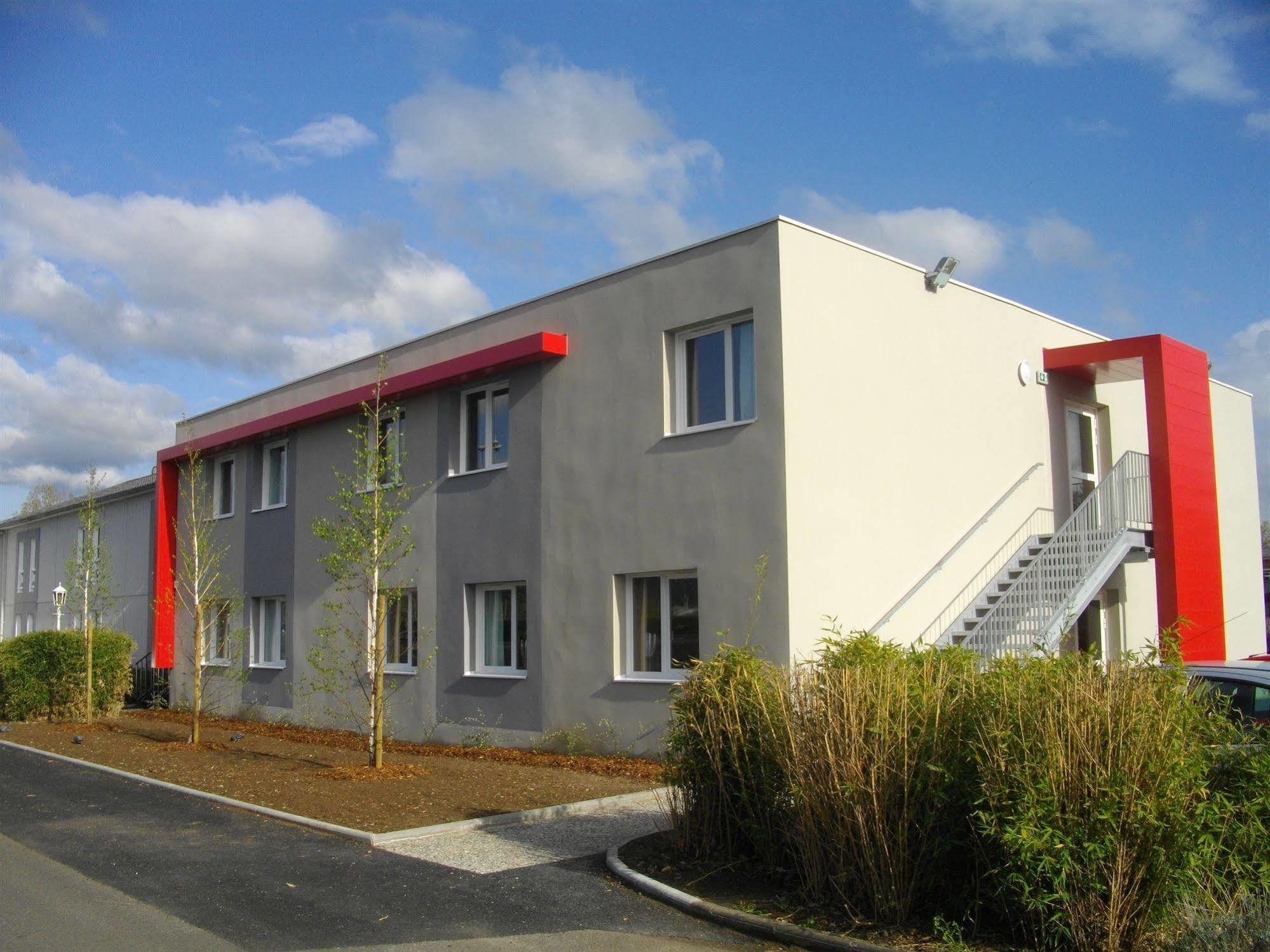 Hotel Ibis Issoire Exterior foto